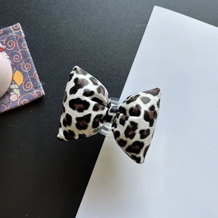 3D Leopard Print Bow Phone Holder Foldable Stand