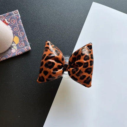 3D Leopard Print Bow Phone Holder Foldable Stand